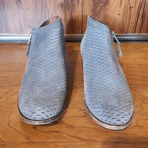 Lucky Brand Gray Perforated Suede Ankle Boots – Size 6 – Stacked Heel